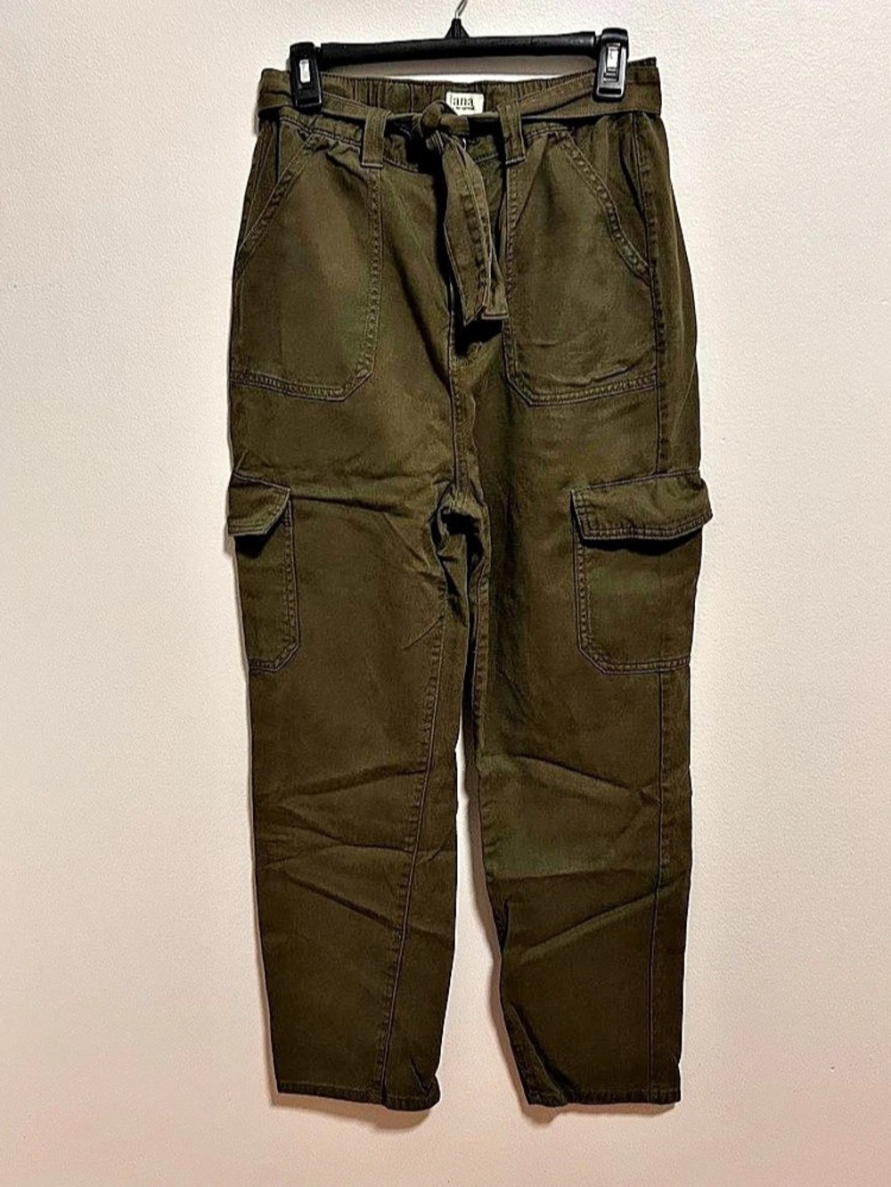 a.n.a Women'Small Cargo Pants Size Small in Green